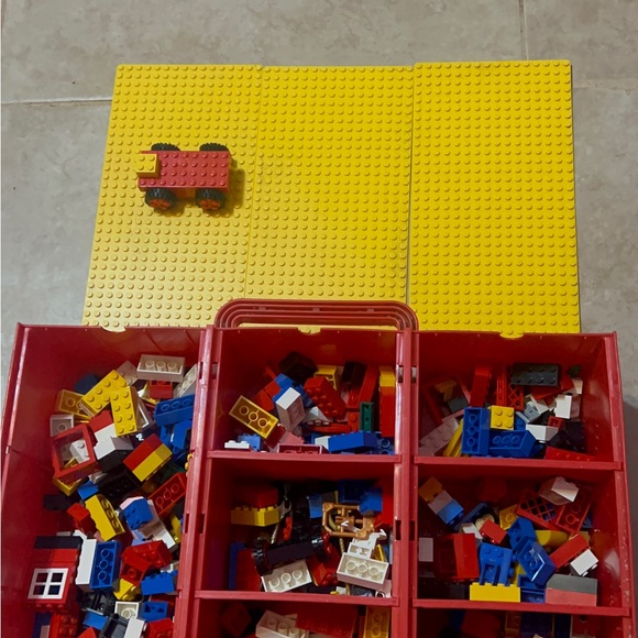 Legos - Picture 4 of 16